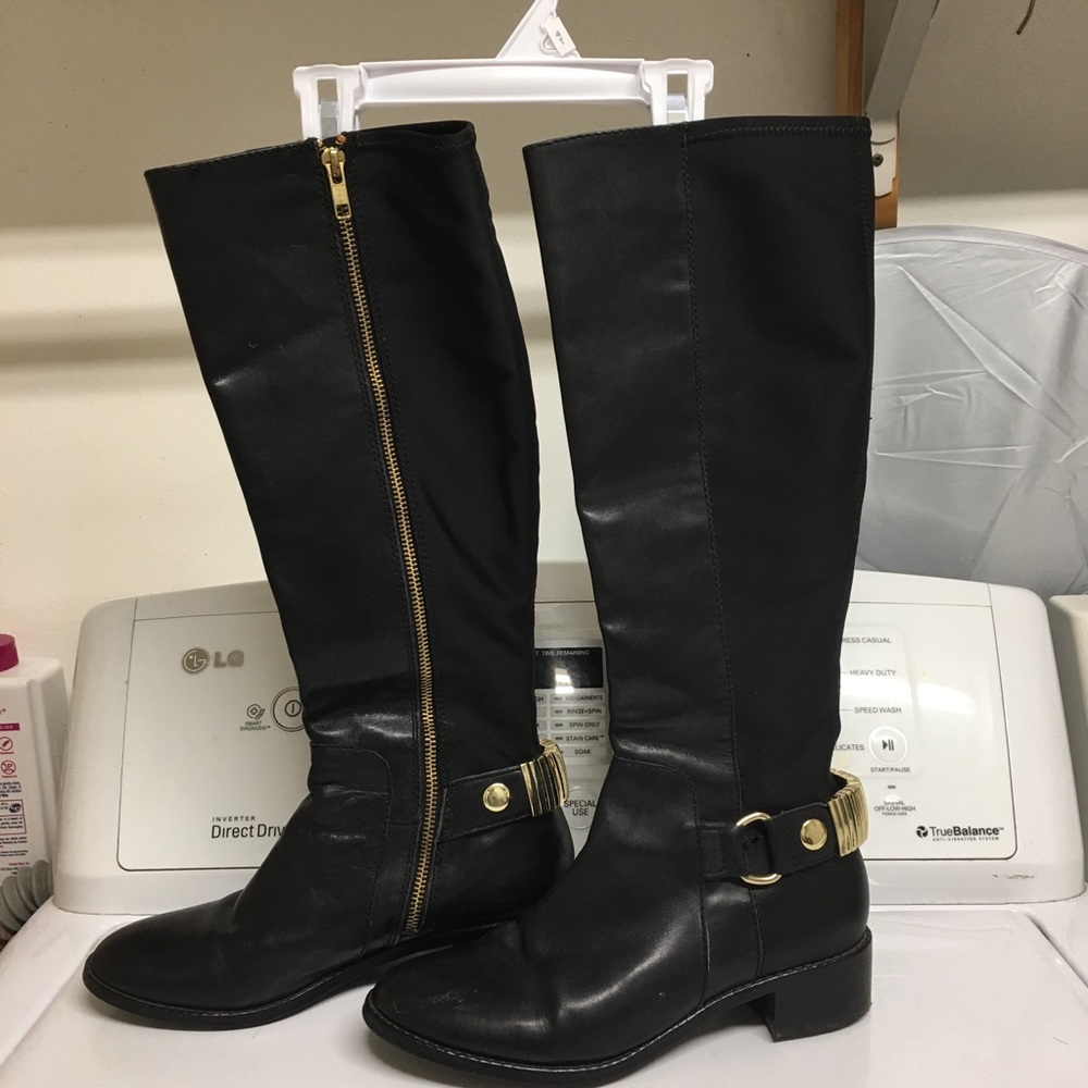 Chic Steve Madden leather boots